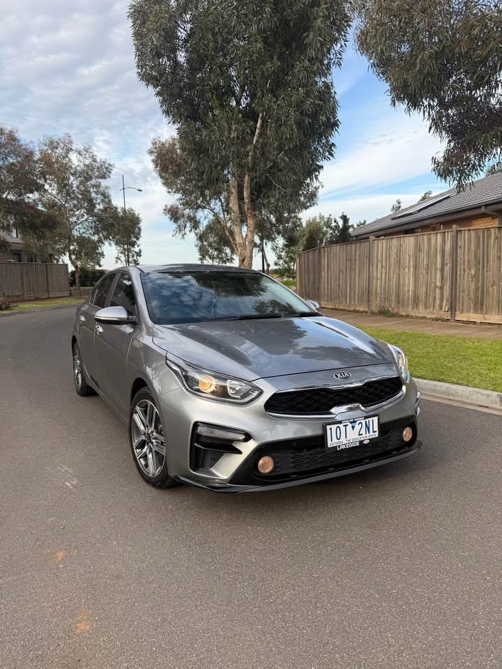 Kia Cerato - front view