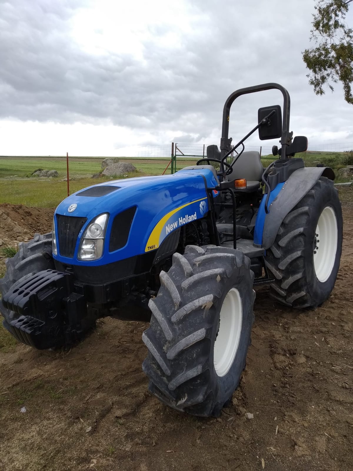 New Holland TN95A 2007 - foto principal